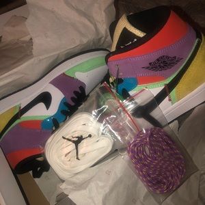 WMN Jordan Mid SE Multi-Color